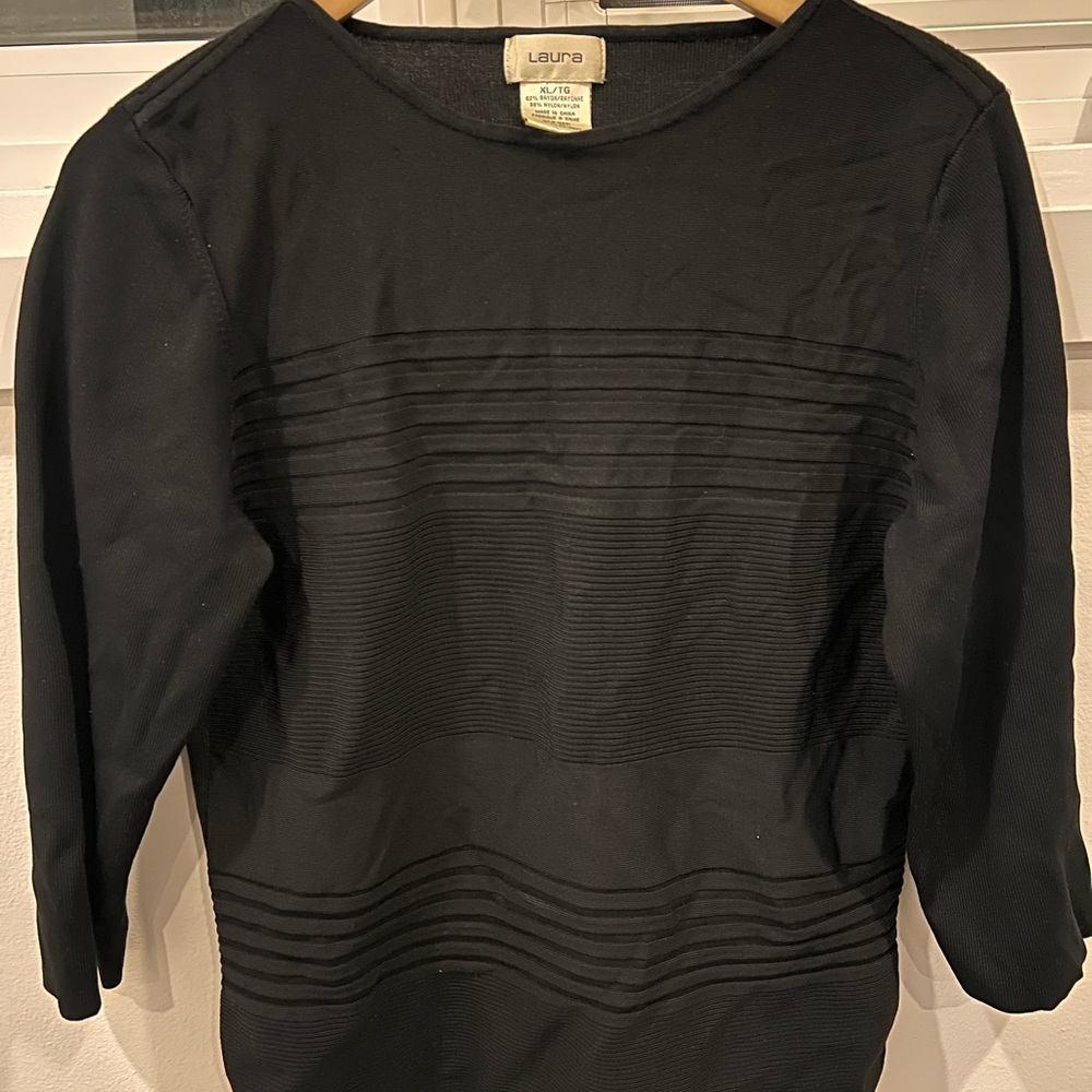 Laura Black Textured Top